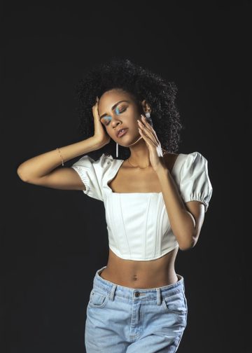 02 - Nechaeva Nastya: Perfect dark lights - מגזין אופנה ישראלי - Webitorials