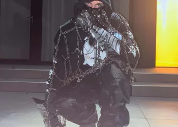 EsDeeKid continues his hot streak with Century