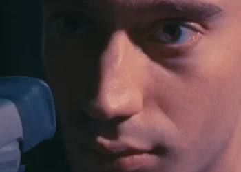 Lurker will have you digging your nails into your palm for 90 minutes