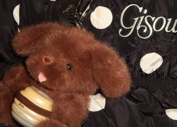 Gisou Dropped a Blind Box for the Beauty Girlies — And It's Already Sold Out