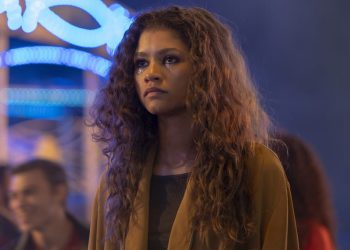 Messy Makeup Is Back, Just in Time for New Year's Eve